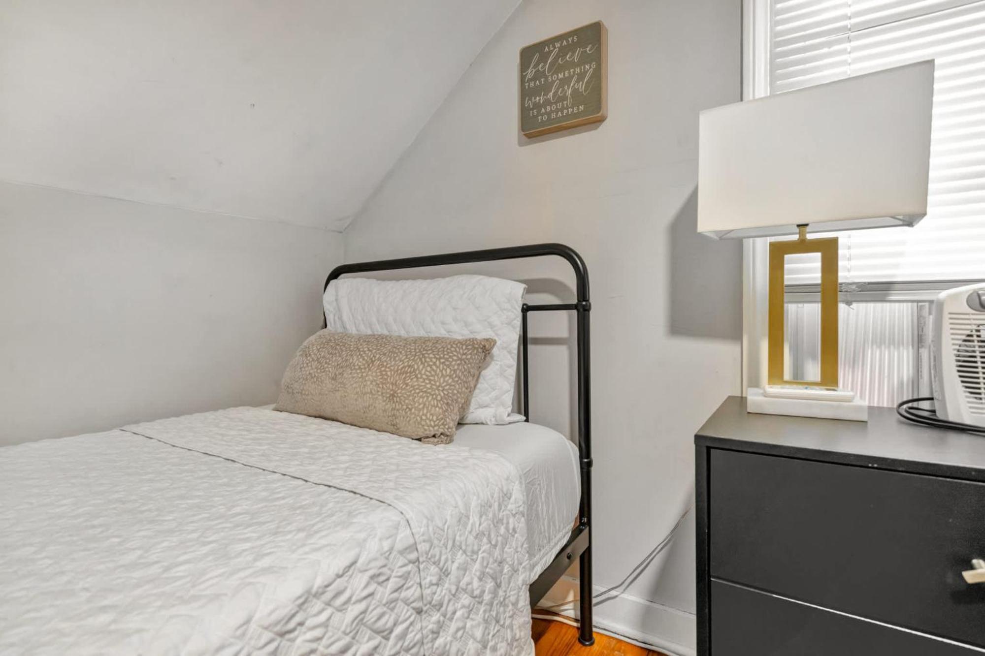 Holiday home Spacious 4br With Cozy Vibes In Louisville