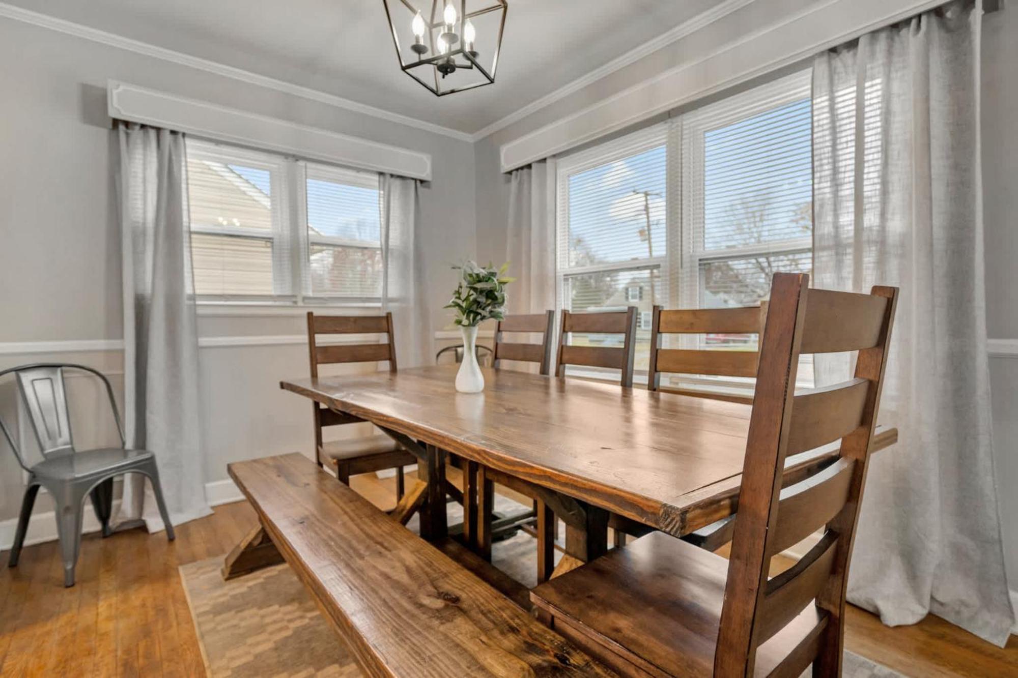 Spacious 4br With Cozy Vibes In Holiday home *