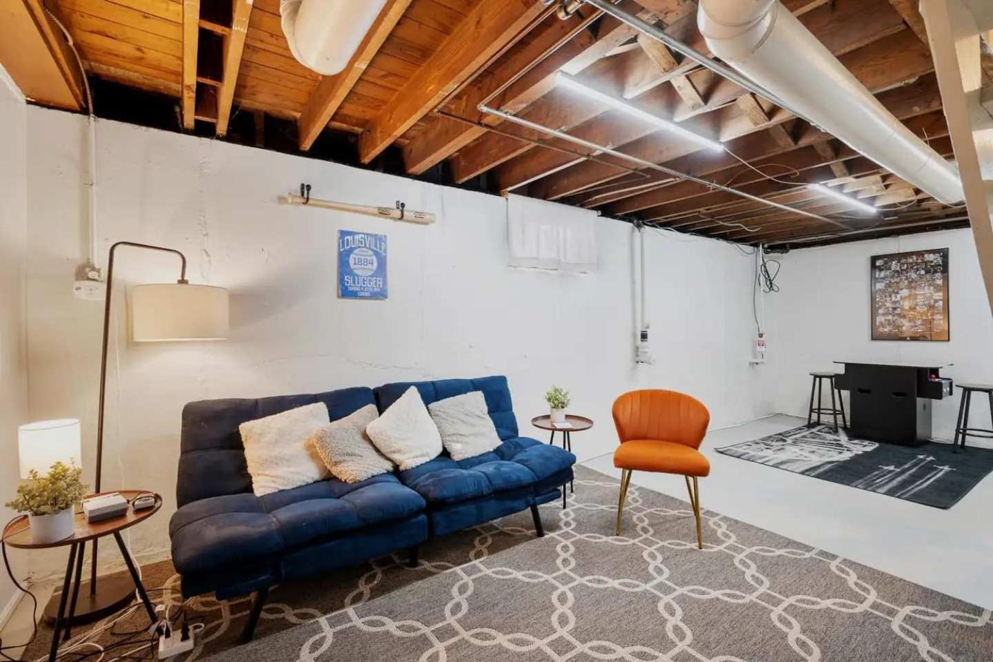 Spacious 4br With Cozy Vibes In Holiday home *